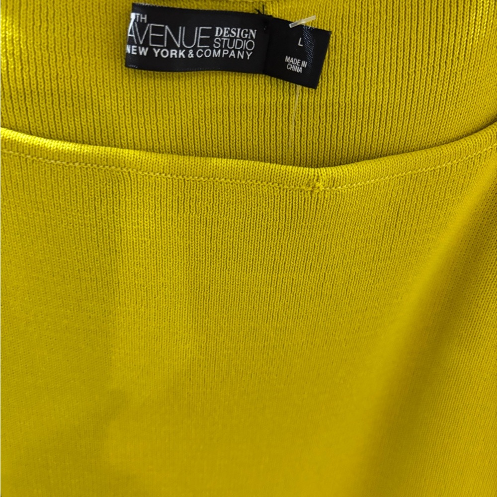Square Neck Top - Picture 4 of 8